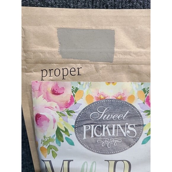 NEW Sweet Pickins Milk Paint 12Oz ( Makes 1 Quart) Proper Grey - Picture 2 of 3